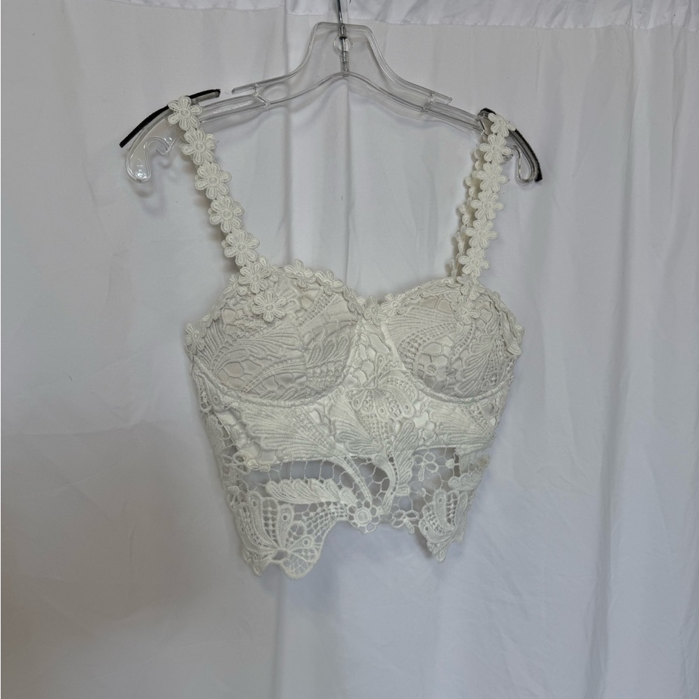 Latiste crop tank solid white crochet knit festival women’s size medium